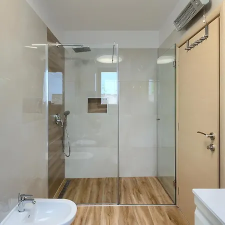 Gloria, With Heated Pool Villa