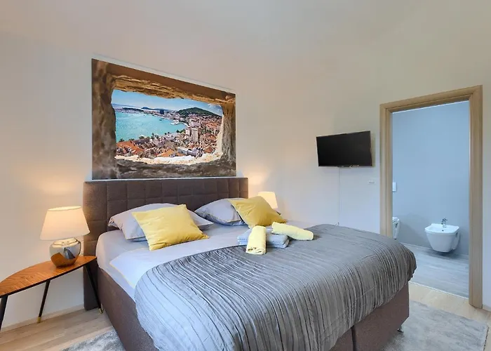 Villa Gloria, With Heated Pool