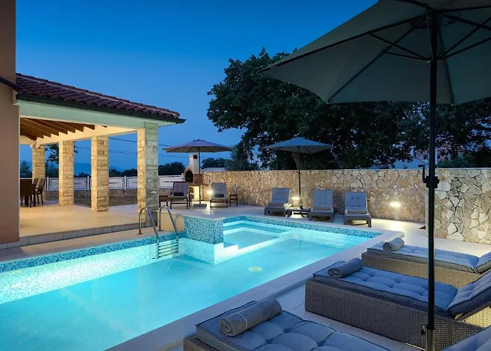 빌라 Gloria, With Heated Pool *