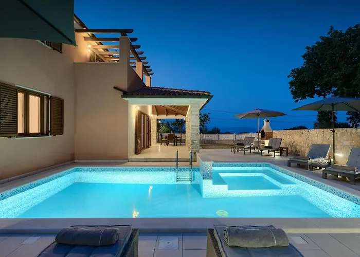 Gloria, With Heated Pool Villa *